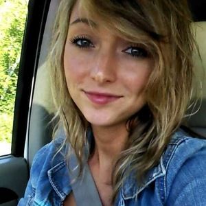 Meet your Posher, Kendra